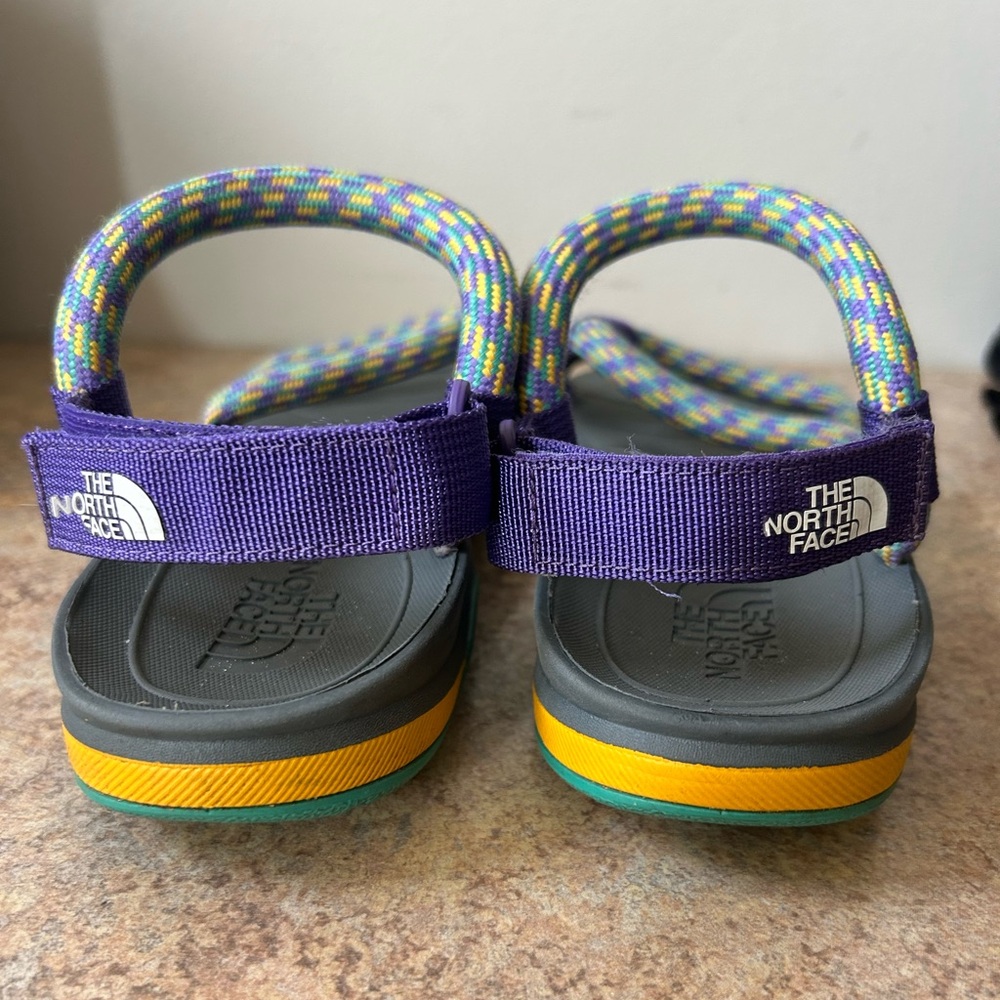 The North Face Rope Strappy Sandals with Velcro Closures size 7 - Picture 3 of 6